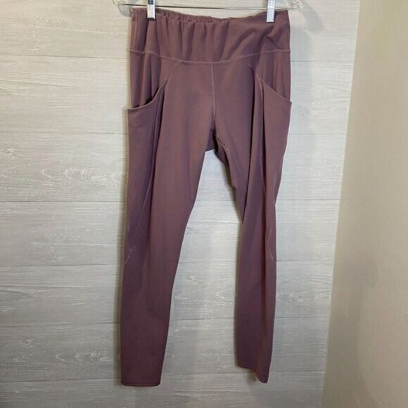 Women's Yoga Pants with Pockets - Leggings with Pockets - Picture 3 of 5